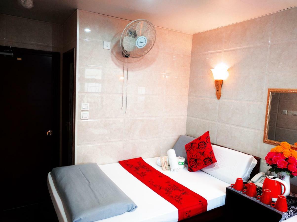 Hostel 16 Paris Guest House Block E Reception 10Th Floor Гонконг Экстерьер фото