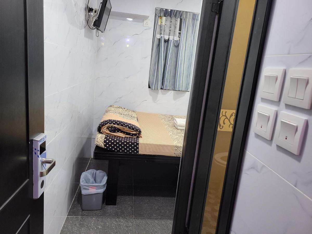 Hostel 16 Paris Guest House Block E Reception 10Th Floor Гонконг Экстерьер фото